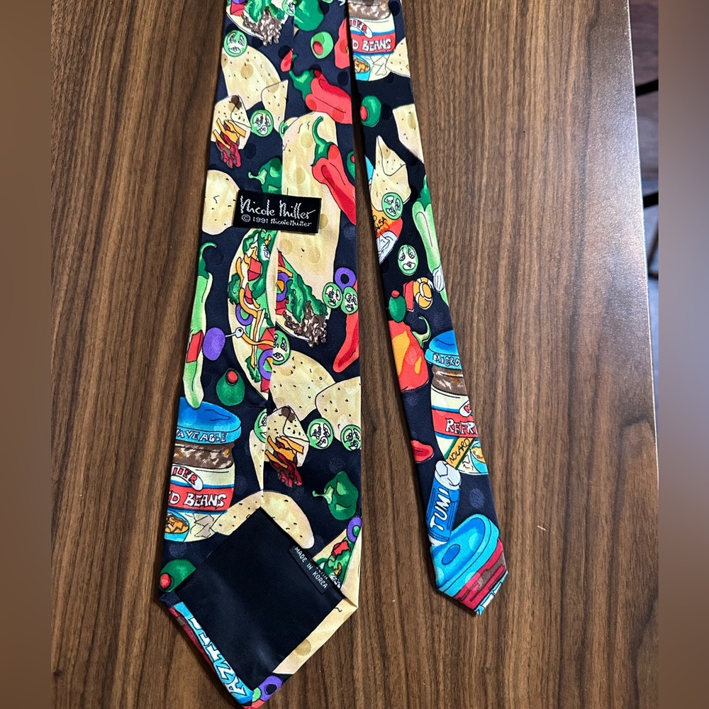 Vintage Nicole Miller Silk Tie